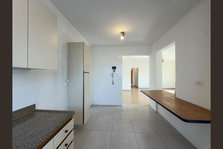 Apartamento para alugar com 100m², 3 quartos e 2 vagasCozinha