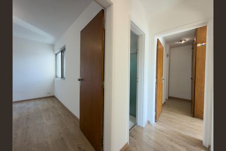 Apartamento para alugar com 100m², 3 quartos e 2 vagasCorredor