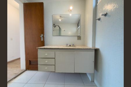 Apartamento para alugar com 100m², 3 quartos e 2 vagasBanheiro Social