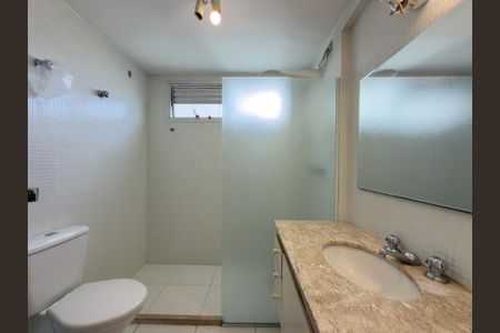 Apartamento para alugar com 100m², 3 quartos e 2 vagasBanheiro da Suíte