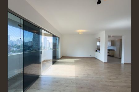Apartamento para alugar com 100m², 3 quartos e 2 vagasSala