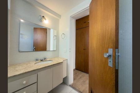 Apartamento para alugar com 100m², 3 quartos e 2 vagasBanheiro da Suíte