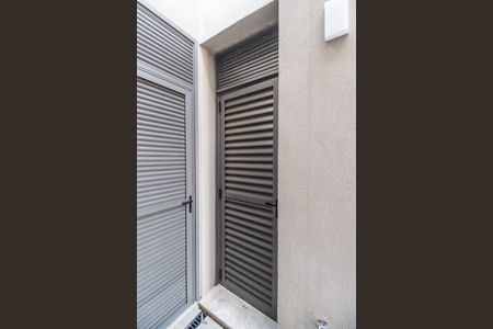 Casa de condomínio para alugar com 230m², 2 quartos e 3 vagasDepósito