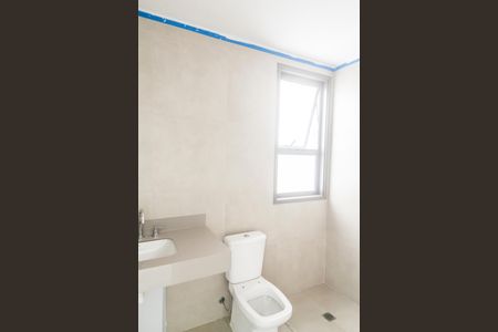 Casa de condomínio para alugar com 230m², 2 quartos e 3 vagasBanheiro da Suíte