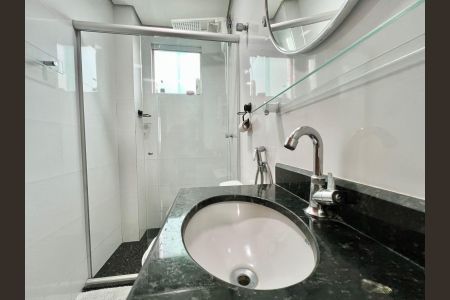 Banheiro Social de apartamento à venda com 3 quartos, 128m² em Santa Monica, Belo Horizonte