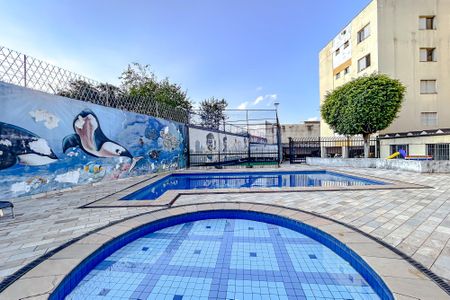 Apartamento à venda com 77m², 2 quartos e 1 vagaÁrea comum - Piscina