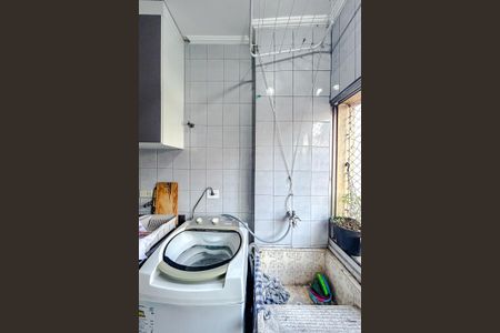 Apartamento à venda com 77m², 2 quartos e 1 vagaCozinha e Área de Serviço