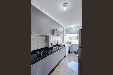 Apartamento à venda com 77m², 2 quartos e 1 vagaCozinha e Área de Serviço