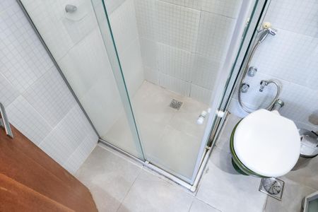 Banheiro  de apartamento à venda com 1 quarto, 50m² em Botafogo, Rio de Janeiro