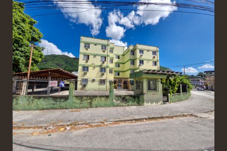 Apartamento à venda com 43m², 2 quartos e 1 vagaFachada+Plaquinha