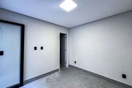 Casa à venda com 120m², 3 quartos e 2 vagasQuarto da Edícula