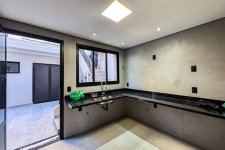 Casa à venda com 120m², 3 quartos e 2 vagasCozinha
