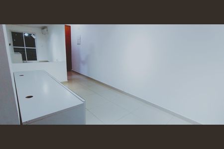 Cozinha de apartamento para alugar com 2 quartos, 53m² em Jardim Sonia, São Paulo