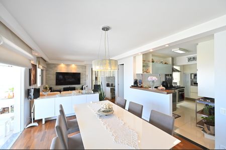 Apartamento à venda com 104m², 3 quartos e 2 vagasSala