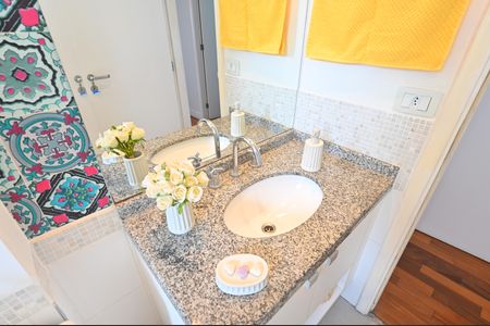 Apartamento à venda com 104m², 3 quartos e 2 vagasBanheiro Social