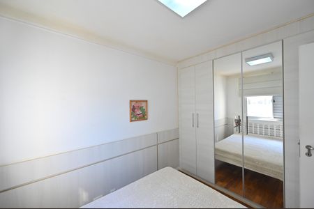 Apartamento à venda com 104m², 3 quartos e 2 vagasQuarto 2