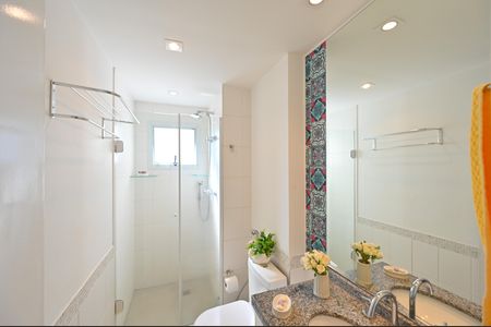 Apartamento à venda com 104m², 3 quartos e 2 vagasBanheiro Social