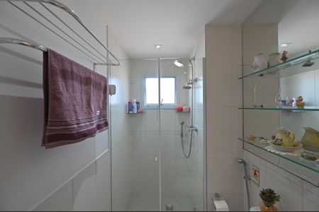 Apartamento à venda com 104m², 3 quartos e 2 vagasBanheiro da Suíte