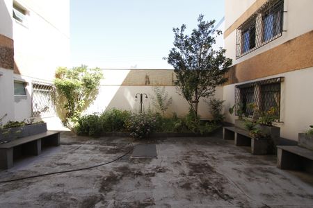 Apartamento à venda com 76m², 3 quartos e 1 vagaÁrea comum