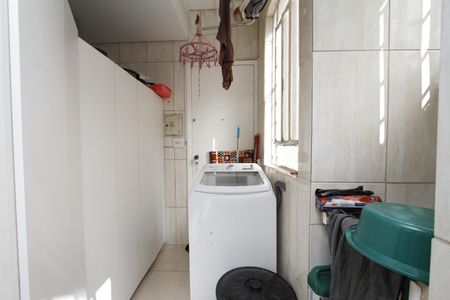 Apartamento à venda com 76m², 3 quartos e 1 vagaÁrea de Serviço