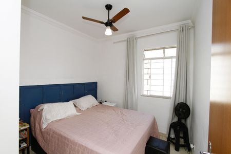 Apartamento à venda com 76m², 3 quartos e 1 vagaQuarto 2