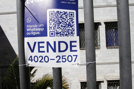 Apartamento à venda com 76m², 3 quartos e 1 vagaPLACA