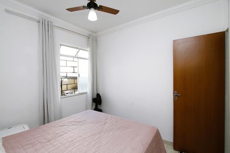 Apartamento à venda com 76m², 3 quartos e 1 vagaQuarto 2