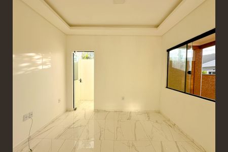 Sala de casa para alugar com 2 quartos, 62m² em São João do Rio Vermelho, Florianópolis