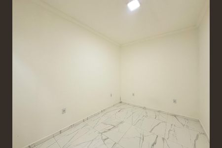 Quarto 2 de casa para alugar com 2 quartos, 62m² em São João do Rio Vermelho, Florianópolis