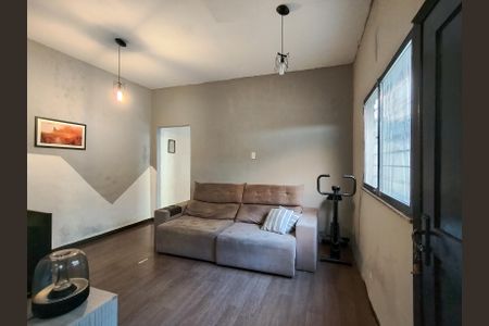 Casa à venda com 82m², 3 quartos e sem vagaSala