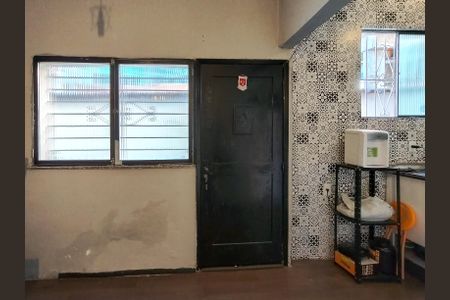Casa à venda com 82m², 3 quartos e sem vagaEntrada