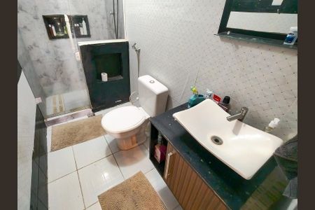 Casa à venda com 82m², 3 quartos e sem vagaBanheiro Corredor