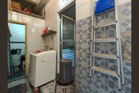 Casa à venda com 82m², 3 quartos e sem vagaÁrea de Serviço