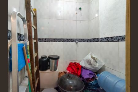 Casa à venda com 82m², 3 quartos e sem vagaBanheiro de serviço
