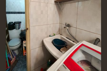 Casa à venda com 82m², 3 quartos e sem vagaÁrea de Serviço