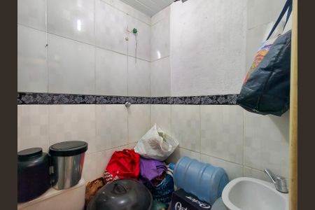 Casa à venda com 82m², 3 quartos e sem vagaBanheiro de serviço
