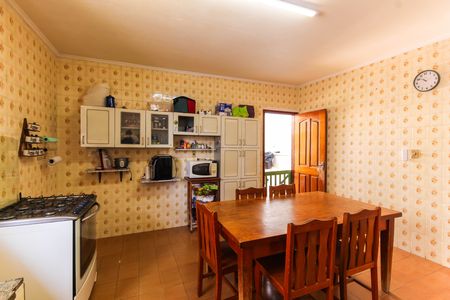 Casa à venda com 526m², 2 quartos e 5 vagasCozinha