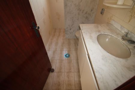 Casa para alugar com 500m², 2 quartos e sem vagaBanheiro