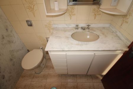 Casa para alugar com 500m², 2 quartos e sem vagaBanheiro