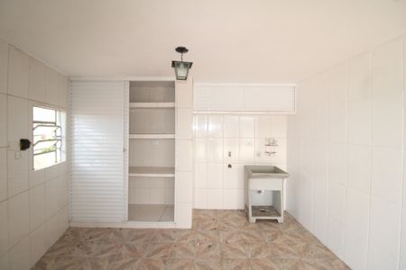 Casa para alugar com 500m², 2 quartos e sem vagaÁrea de Serviço