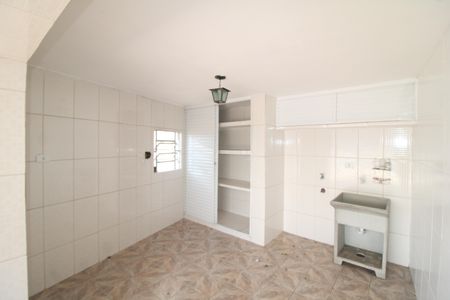 Casa para alugar com 500m², 2 quartos e sem vagaÁrea de Serviço