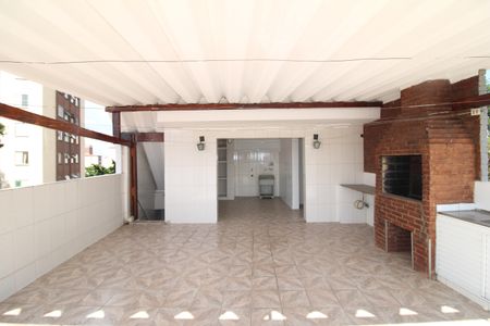 Casa para alugar com 500m², 2 quartos e sem vagaÁrea de Serviço