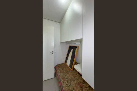 Apartamento para alugar com 167m², 3 quartos e 3 vagasQuarto de Serviço