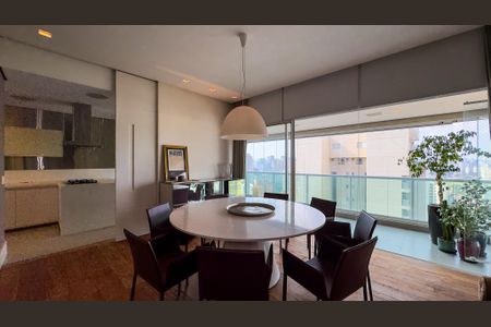 Apartamento para alugar com 167m², 3 quartos e 3 vagasSala