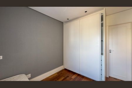 Apartamento para alugar com 167m², 3 quartos e 3 vagasQuarto 2 - Suíte