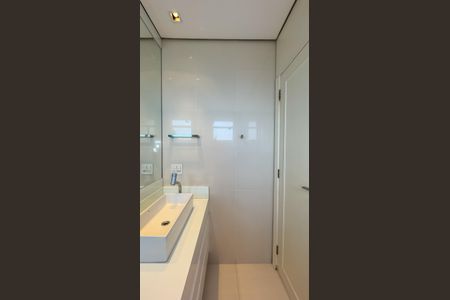 Apartamento para alugar com 167m², 3 quartos e 3 vagasBanheiro da Suíte 2