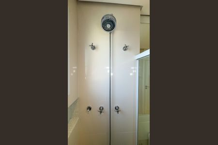 Apartamento para alugar com 167m², 3 quartos e 3 vagasBanheiro da Suíte 2