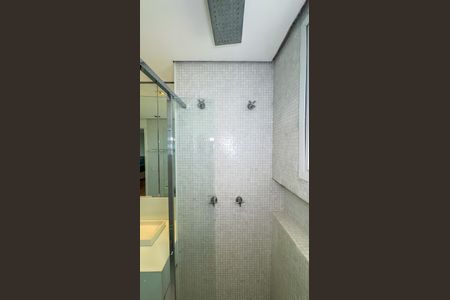 Apartamento para alugar com 167m², 3 quartos e 3 vagasBanheiro da Suíte