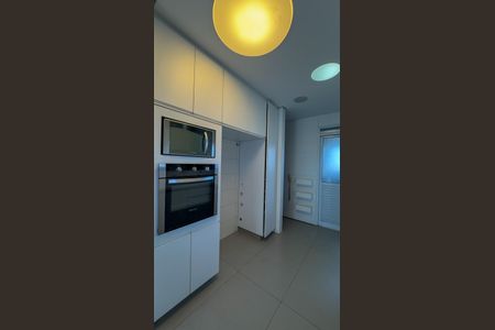 Apartamento para alugar com 167m², 3 quartos e 3 vagasCozinha