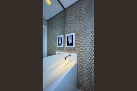 Apartamento para alugar com 167m², 3 quartos e 3 vagasLavabo